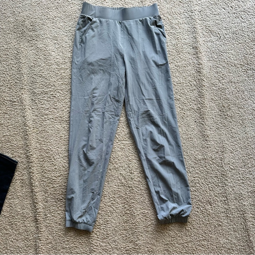 Gap grey leggings
